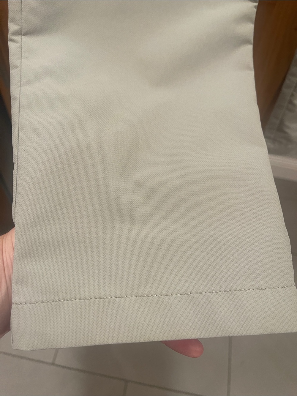 Banana Republic | Men's Performance Tech Chino's | 36 x 32 - Picture 6 of 10